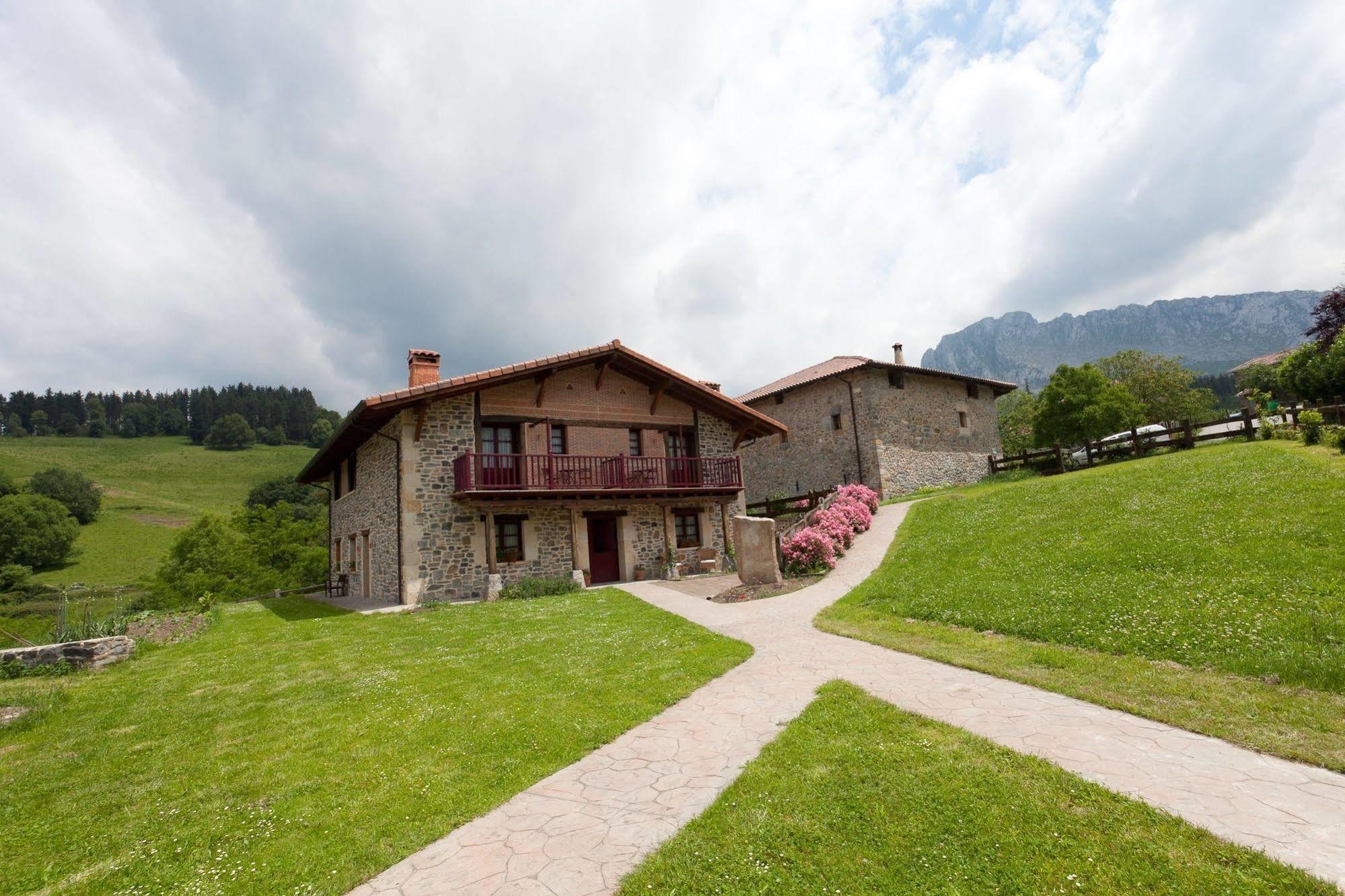 Casa Rural Etxegorri Orozko Екстериор снимка